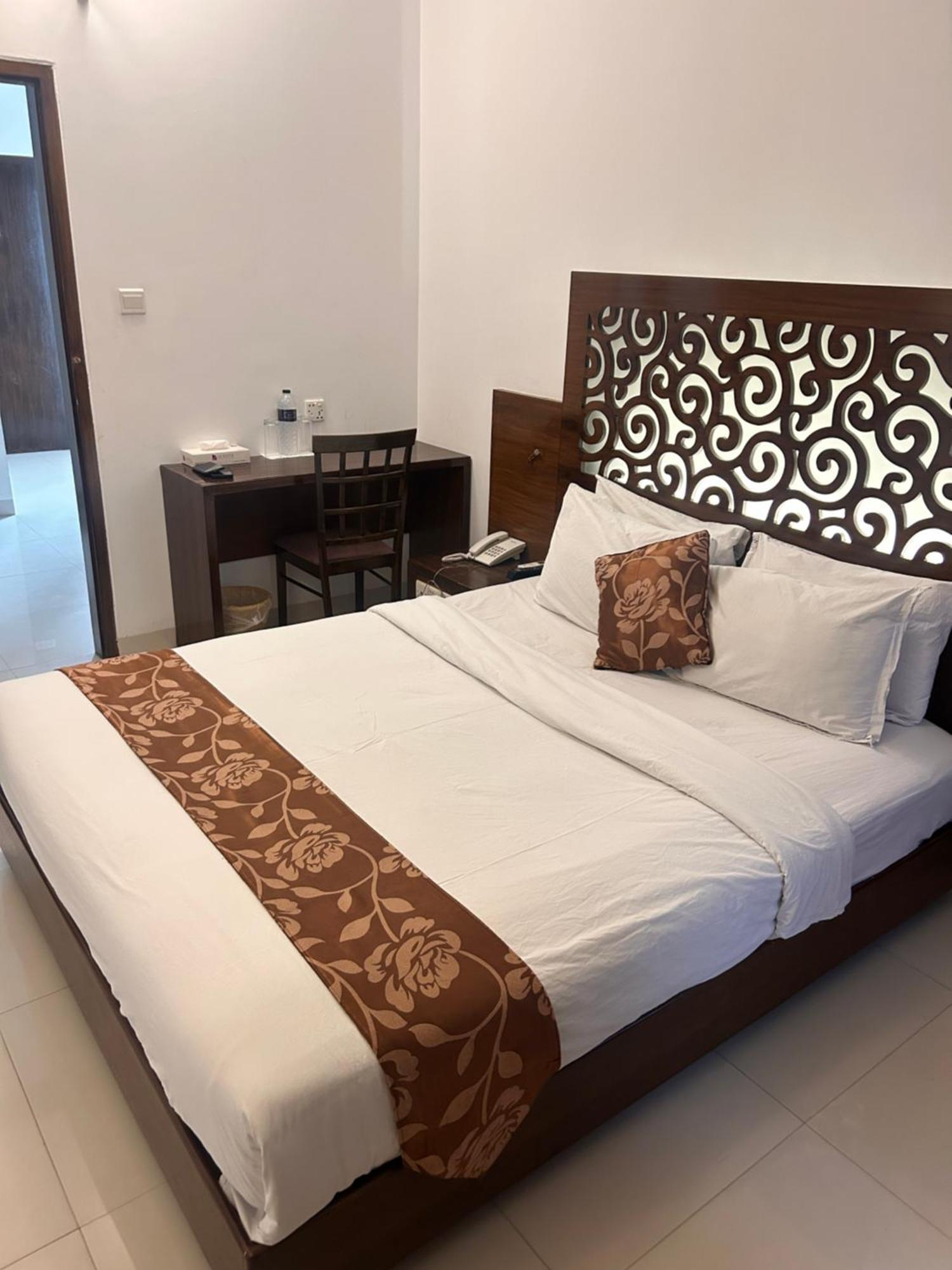 La Vista Hotel Sylhet Exterior photo